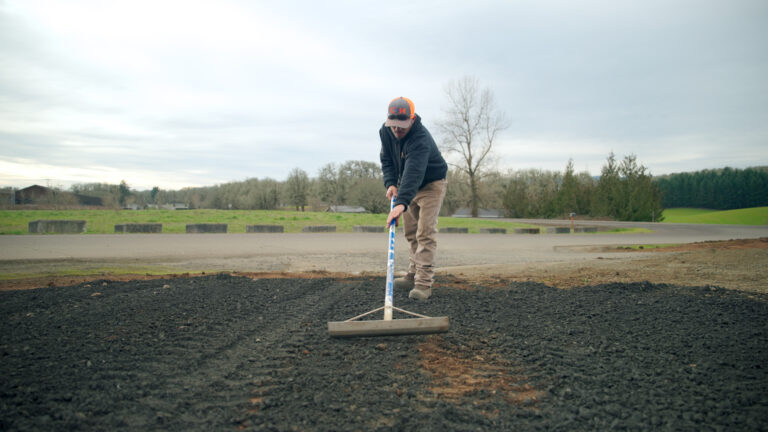 s0129.00 27 26 57.still012